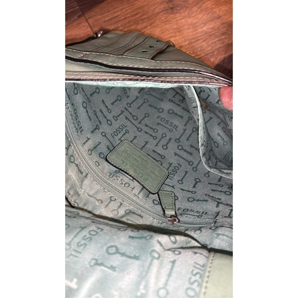 Fossil‎ Maddox Green Leather Classic Long Live Vintage Flap Buckle Crossbody Bag - Picture 5 of 9